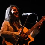 Une année de rock star : comment Steph Strings, artiste australienne non signée, a percé et intégré la programmation de Bonnaroo — six choses à savoir