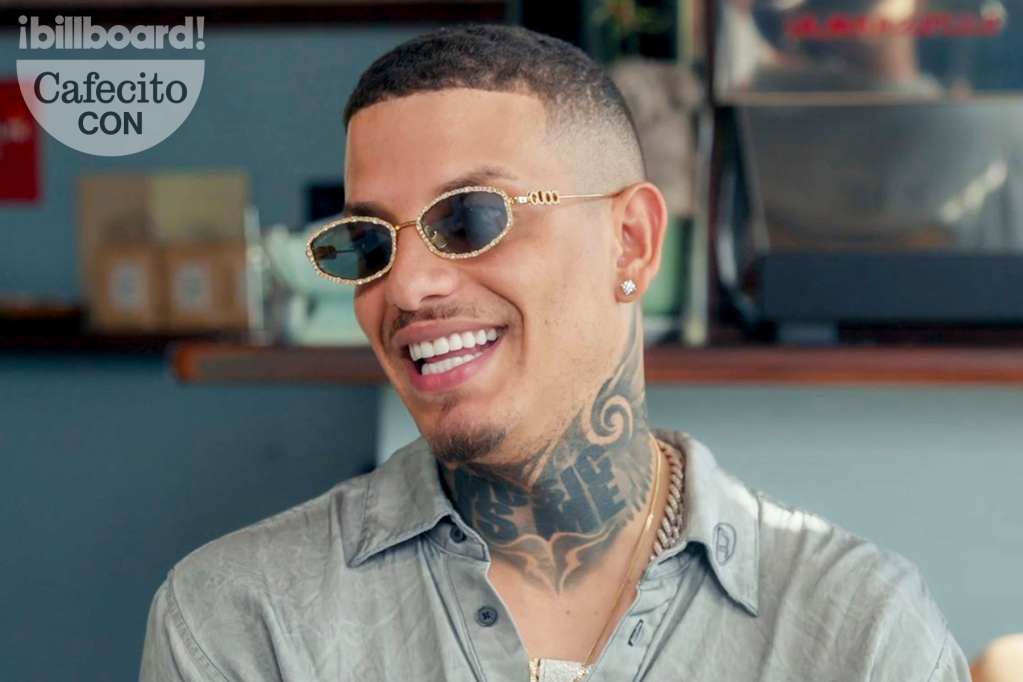 Regardez Bebeshito parler de l'élan de Reparto, de l'héritage d'El Taiger et de sa rencontre avec Bad Bunny